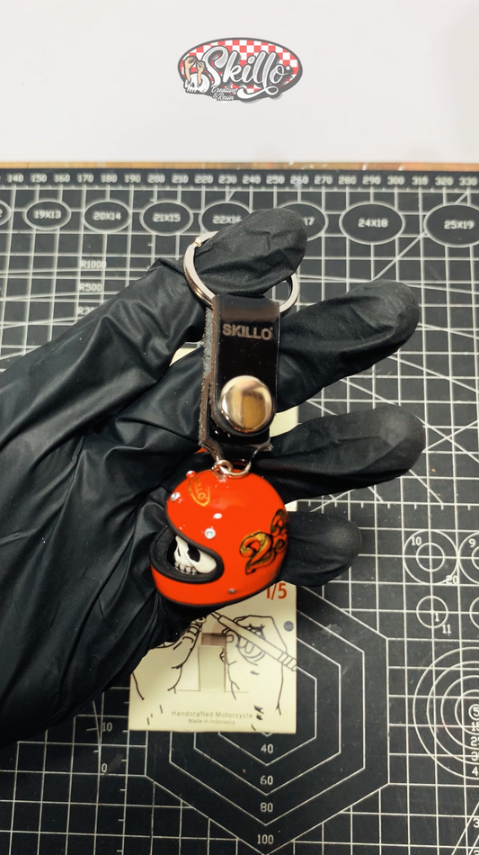 Mini Motorcycle Helmet Keychain Flat Helm Gold Leaf – Skull Design Resin Collectible