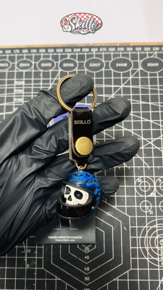 Mini Motorcycle Helmet Keychain Gold Flames – Skull Design Resin Collectible